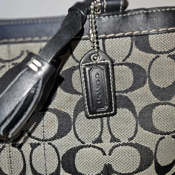 Coach Small Carryall Tote Bag Black Gray Signature Logo Canvas Leather 6830 - Picture 9 of 16